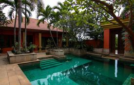 Villa – Pattaya, Chonburi, Tayland. $628,000