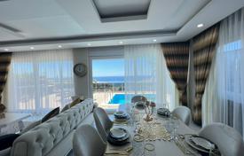 Villa – Alanya, Antalya, Türkiye. $505,000