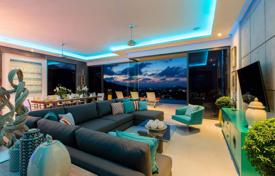 Villa – Kata Beach, Karon, Mueang Phuket,  Phuket,   Tayland. $2,000,000
