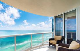 Çatı dairesi – Collins Avenue, Miami, Florida,  Amerika Birleşik Devletleri. $3,900,000