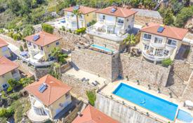 Villa – Tepe, Antalya, Türkiye. $397,000