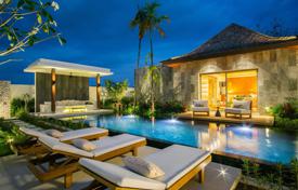 Villa – Bang Tao Beach, Choeng Thale, Thalang,  Phuket,   Tayland. $1,180,000