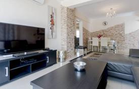 3 odalılar çatı dairesi Limassol (city)'da, Kıbrıs. 350,000 €