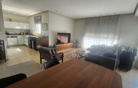 4 odalılar daire 120 m² Holon'da, İsrail. $1,121,000