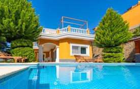 5 odalılar villa 300 m² Alanya'da, Türkiye. 40,258,000 TRY