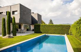 5 odalılar şehir içinde müstakil ev 540 m² Vallromanes'da, İspanya. 1,325,000 €