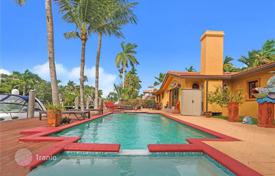 Villa – Fort Lauderdale, Florida, Amerika Birleşik Devletleri. 1,809,000 €