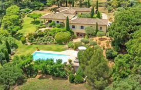 8 odalılar villa La Croix-Valmer'da, Fransa. 3,900,000 €