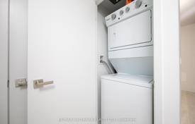 5 odalılar daire North York'da, Kanada. C$915,000