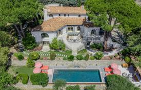 8 odalılar yazlık ev Mougins'de, Fransa. 2,600,000 €
