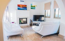 3 odalılar yazlık ev 207 m² Poli Crysochous'da, Kıbrıs. 550,000 €