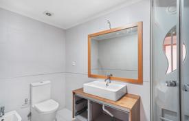 4 odalılar daire 208 m² Vila Nova de Gaia'da, Portekiz. 495,000 €