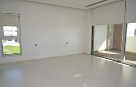 4 odalılar yazlık ev 345 m² Egkomi'de, Kıbrıs. 1,150,000 €