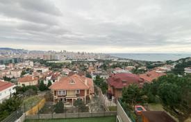 10 odalılar villa 650 m² Kartal'da, Türkiye. $1,650,000