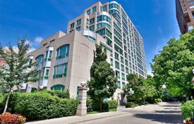 1 odalılar daire Yonge Street'da, Kanada. C$791,000