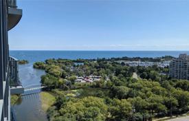 1 odalılar daire Lake Shore Boulevard West'da, Kanada. C$721,000