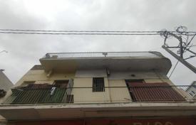 Arsa Piraeus'da, Yunanistan. 400,000 €