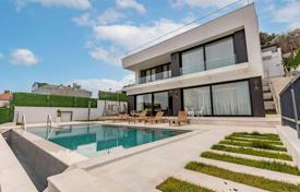 5 odalılar villa 1100 m² Kartal'da, Türkiye. 141,147,000 TRY