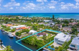 Yazlık ev – Golden Beach, Florida, Amerika Birleşik Devletleri. $3,500,000