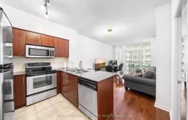5 odalılar daire North York'da, Kanada. C$831,000