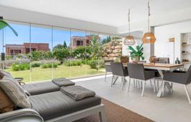 2 odalılar daire 127 m² Estepona'da, İspanya. 495,000 €