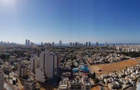 Çatı dairesi – Netanya, Center District, İsrail. $809,000