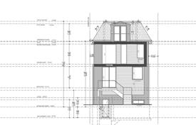 8 odalılar şehir içinde müstakil ev York'da, Kanada. C$1,583,000