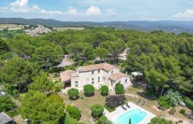 8 odalılar yazlık ev Provence - Alpes - Cote d'Azur'da, Fransa. 775,000 €
