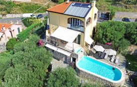 7 odalılar daire 126 m² Liguria'da, İtalya. 520,000 €