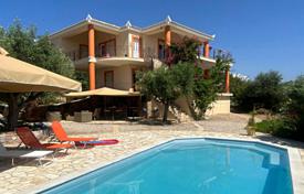 4 odalılar villa 280 m² Mora'da, Yunanistan. 595,000 €