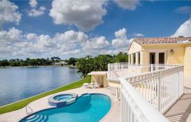 Villa – Hollywood, Florida, Amerika Birleşik Devletleri. $2,850,000
