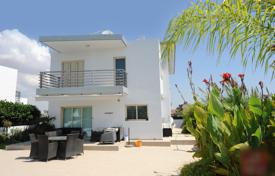 3 odalılar villa 100 m² Larnaka'da, Kıbrıs. 345,000 €