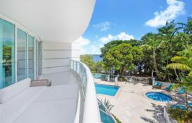 3 odalılar daire 216 m² Miami'de, Amerika Birleşik Devletleri. $1,285,000