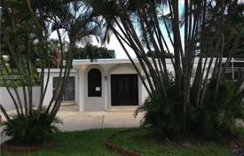 Villa – Sunny Isles Beach, Florida, Amerika Birleşik Devletleri. $830,000