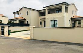 4 odalılar şehir içinde müstakil ev 160 m² Porec'te, Hırvatistan. 570,000 €
