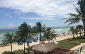 1 odalılar kondominyumda daireler 92 m² Collins Avenue'de, Amerika Birleşik Devletleri. $480,000