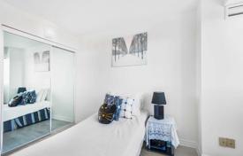 7 odalılar daire North York'da, Kanada. C$855,000