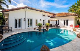 Villa – Bal Harbour, Florida, Amerika Birleşik Devletleri. $3,699,000