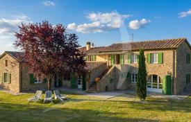 6 odalılar villa 385 m² Cortona'da, İtalya. 1,090,000 €