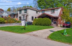 7 odalılar şehir içinde müstakil ev Etobicoke'de, Kanada. C$1,438,000