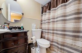 2 odalılar daire North York'da, Kanada. C$858,000