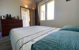 4 odalılar şehir içinde müstakil ev 160 m² Luštica'da, Karadağ. 350,000 €
