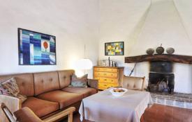 5 odalılar villa 370 m² Sassetta'da, İtalya. 1,100,000 €