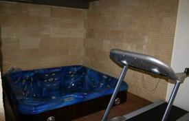 5 odalılar yazlık ev 420 m² Mouttagiaka'da, Kıbrıs. 2,500,000 €