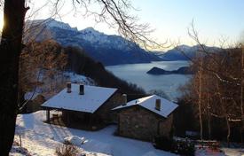 Villa – Como Gölü, Lombardiya, İtalya. 2,900 € haftalık