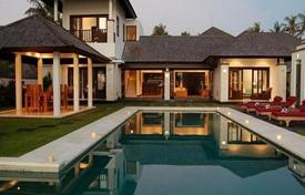 Villa – South Kuta, Bali, Endonezya. 4,000 € haftalık