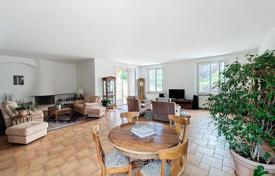 15 odalılar yazlık ev 81 m² Roquefort-les-Pins'da, Fransa. 1,800,000 €