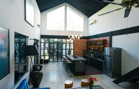 Villa – Seminyak, Bali, Endonezya. $223,000
