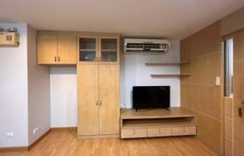 1 odalılar kondominyumda daireler 49 m² Khlong Toei'de, Tayland. $164,000