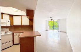 2 odalılar kondominyumda daireler 111 m² Doral'da, Amerika Birleşik Devletleri. $330,000